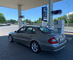 MERCEDES E280 AVANT-GARDE - Image 5/10
