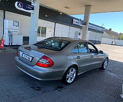 MERCEDES E280 AVANT-GARDE - Image 7/10