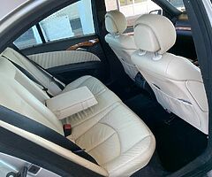 MERCEDES E280 AVANT-GARDE - Image 9/10