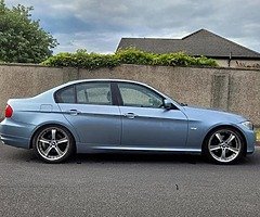 2010 BMW 320D 2.0 Diesel - Image 4/10
