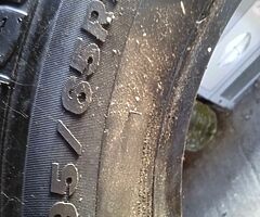 Set of alloys 17s and 2 brand new 15 tyres