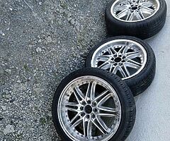 Set of alloys 17s and 2 brand new 15 tyres - Image 6/9
