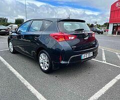 Toyota Auris - Image 8/10