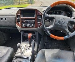 Mitsubishi pajero 3.2 automatic 5 seater crewcab,  test 12-22 tax 6-22, - Image 7/9