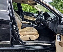 E200 for sale - Image 9/10