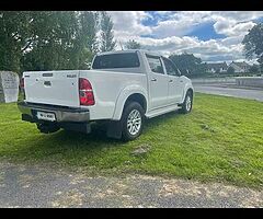 2016 toyota hilux doe and tax 1/23 - Image 6/10