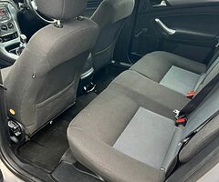 Ford mondeo 2.0 tdi  2011