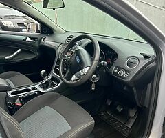 Ford mondeo 2.0 tdi  2011 - Image 5/10