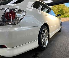 2003 Toyota ALTEZZA GITA IS300 SPORTCROSS - Image 6/10