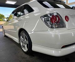 2003 Toyota ALTEZZA GITA IS300 SPORTCROSS - Image 7/10