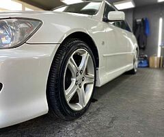 2003 Toyota ALTEZZA GITA IS300 SPORTCROSS - Image 9/10