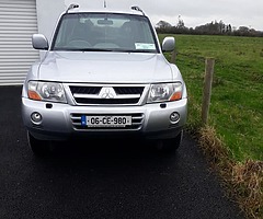 Mitsubishi pajero