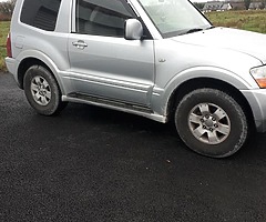 Mitsubishi pajero - Image 3/6