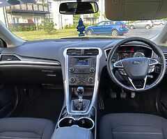 Ford Mondeo 2.0 diesel . Manual . Low km - Image 7/10