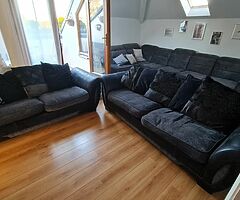 2+3 sofas - Image 3/3
