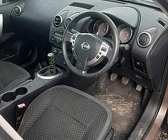 09 Nissan qashqai