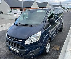 2014 Ford transit custom longweel base 300kms
