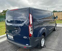 2014 Ford transit custom longweel base 300kms