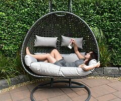 DOUBLE SWING EGG CHAIR / DELIVERY 