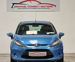 2012 FORD FIESTA