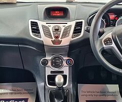 2012 FORD FIESTA - Image 9/10