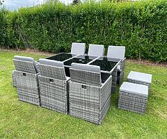 10 SEATER CUBE GARDEN FURNITURE SET / DELIVERY 