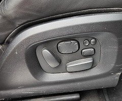 Jaguar XF S Luxury 300 bhp - Image 9/10
