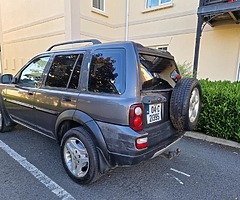 Land rover - Image 3/8