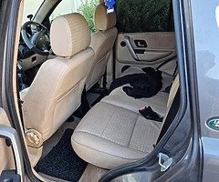 Land rover - Image 6/8