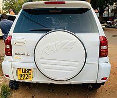 Toyota RAV4 
Model 2004