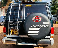 Toyota Land Cruiser 
Model 1999