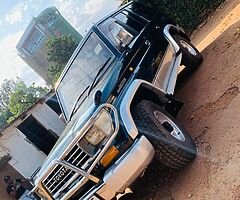 Toyota Land Cruiser 
Model 1999 - Image 4/10