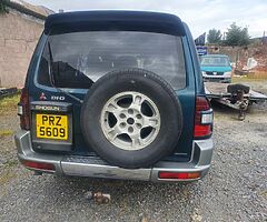 2002 Mitsubishi Shogun