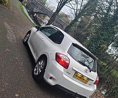 Toyota Auris - Image 7/8