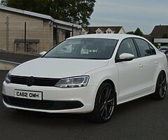 2013 Volkswagen Jetta - Image 4/8