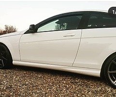 Meecedes C220 d AMG Premius Plus - Image 4/10
