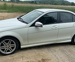 C200 Mercedes AMG Sport - Image 10/10