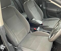 2005 Volkswagen Golf - Image 5/7