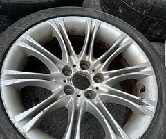 Mv2s €100