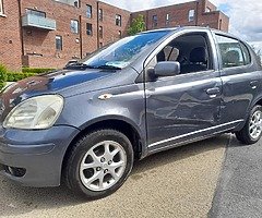 06 Toyota yaris