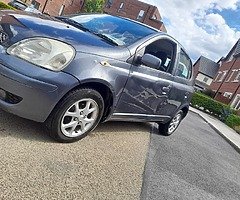 06 Toyota yaris - Image 4/9