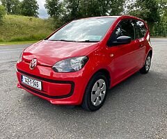 142 VW UP 1.0 5 SPEED MANUAL AS NEW MINT CAR