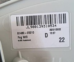 Toyota Avensis T27 rear fog light