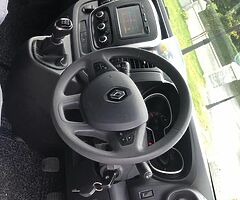 2020 Renault Renault Traffic - Image 6/6