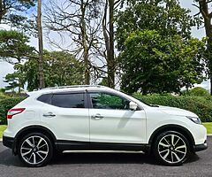 2014 Nissan Qashqai Tekna 1.5 Dci Top Spec - Image 5/10