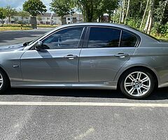 2011 BMW Series 3