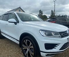 2016 Volkswagen Touareg - Image 10/10