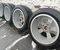 Audi A6 Alloys with very good tyres 225/55/18