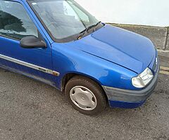 Citroen saxo 1998
3 door model
Blue
5 speed manual
1100cc petrol... - Image 9/9