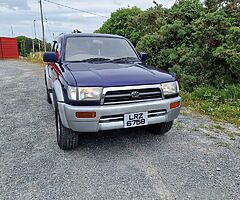 1995 Toyota Hilux - Image 4/10